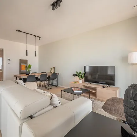 Chic & Cozy Perfect For Getaways Apartment